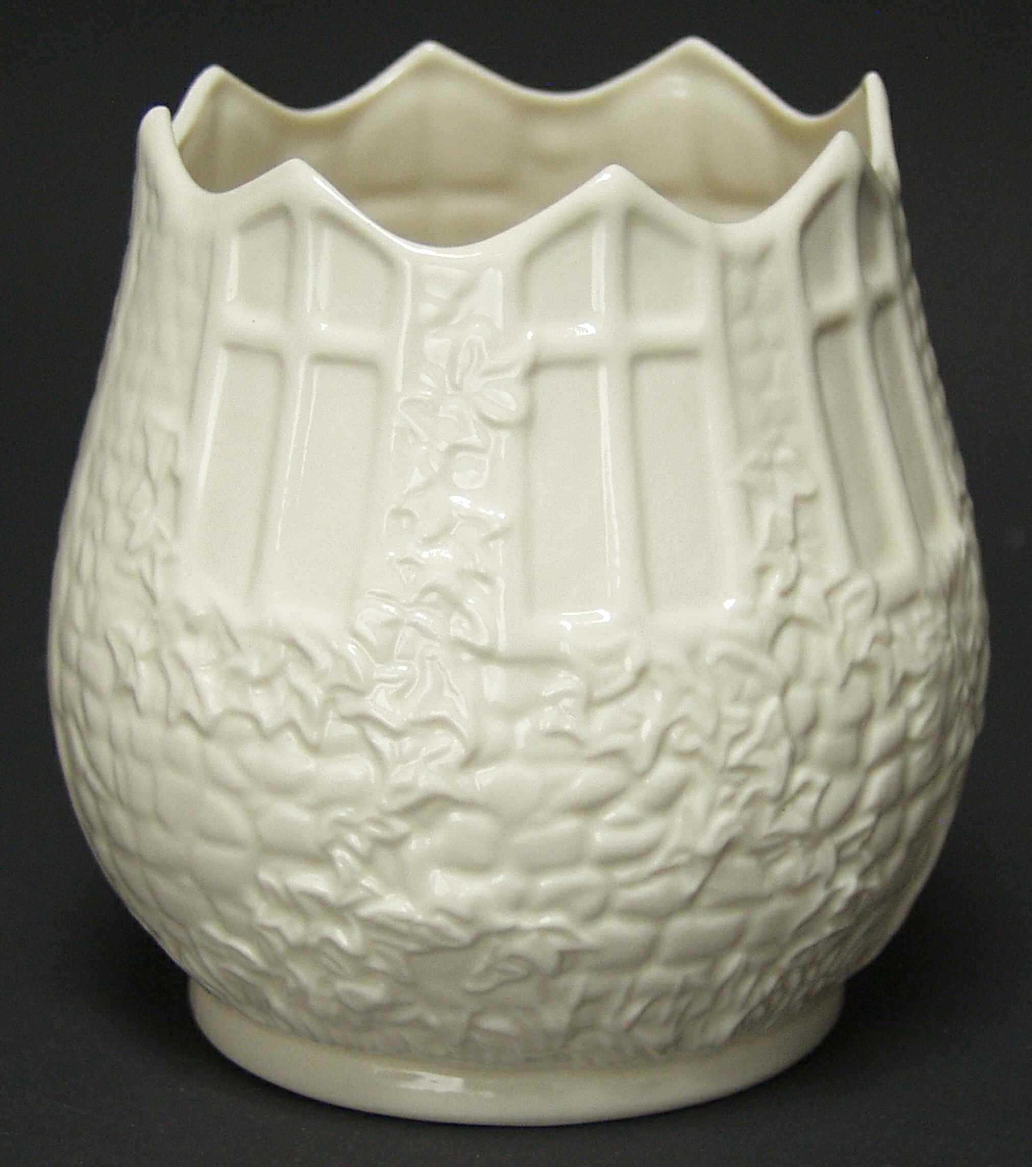 Belleek Event 4'' Templemore Vase by Belleek Pottery (Ireland)-1