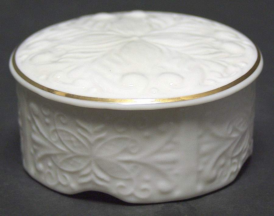 Trinket Boxes Victorian Trinket Box by Belleek Pottery (Ireland)-1