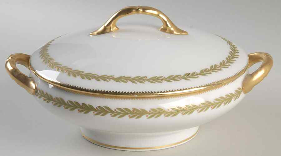 CMT34 Round Covered Vegetable by Charles Martin-1