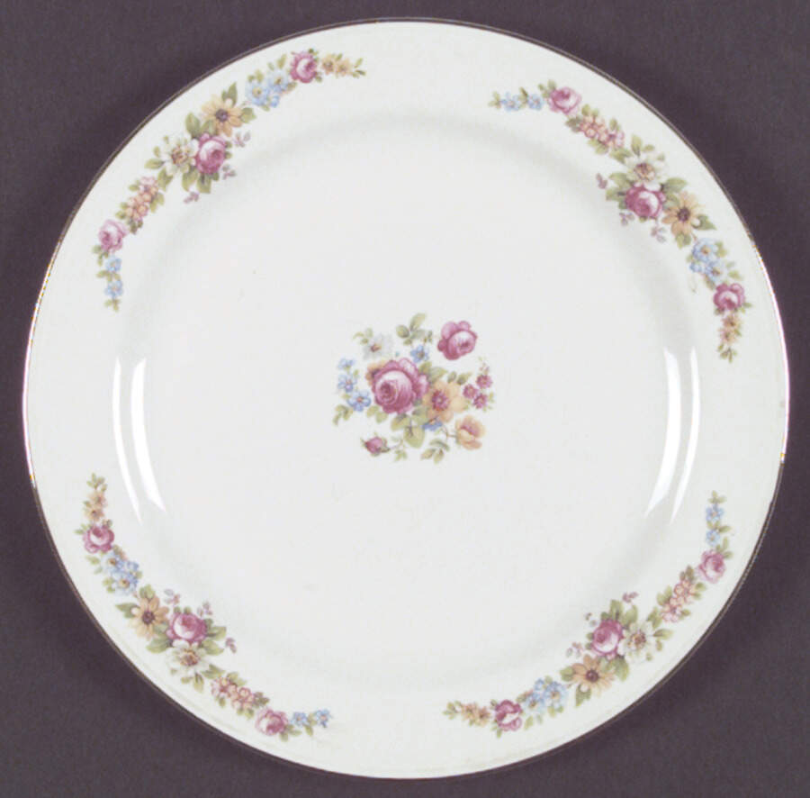 Garland Dinner Plate by Cunningham & Pickett-1