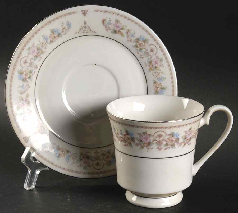 CX39 Footed Cup & Saucer Set by China (Made in China)-1