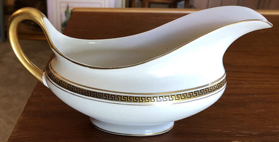 CNZ1 Gravy Boat by Creston-1