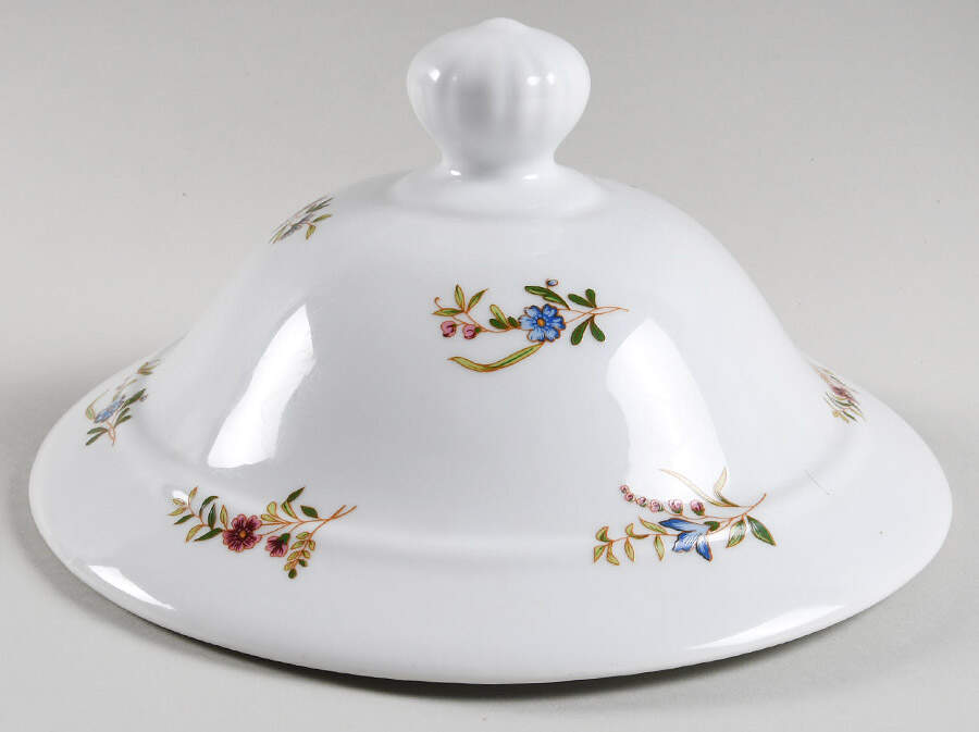 Versailles (Smooth) Lid for Tureen by BIA Cordon Bleu-1