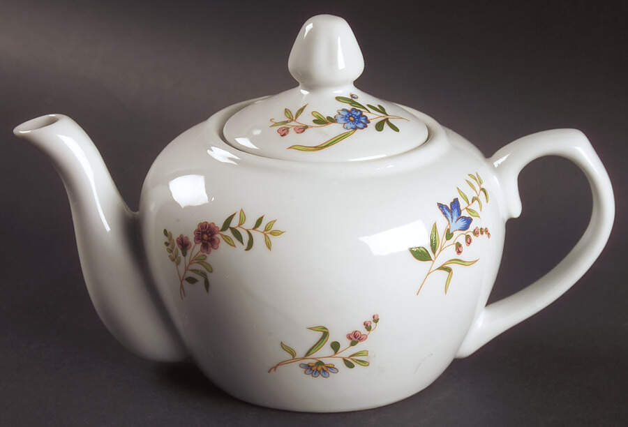 Versailles (Smooth) Mini Teapot & Lid by BIA Cordon Bleu-1