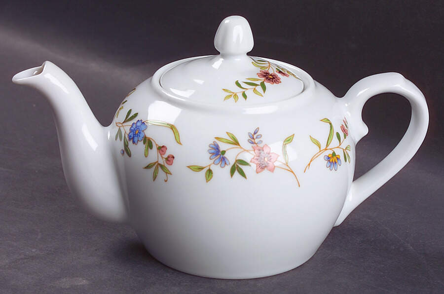 Versailles (Smooth) Individual Teapot & Lid by BIA Cordon Bleu-1