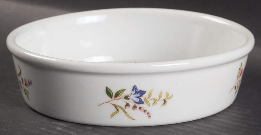 Versailles (Smooth) 7" Round Baker by BIA Cordon Bleu-1