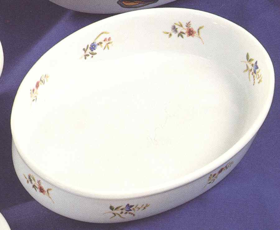 Versailles (Smooth) 13" Oval Baker by BIA Cordon Bleu-1