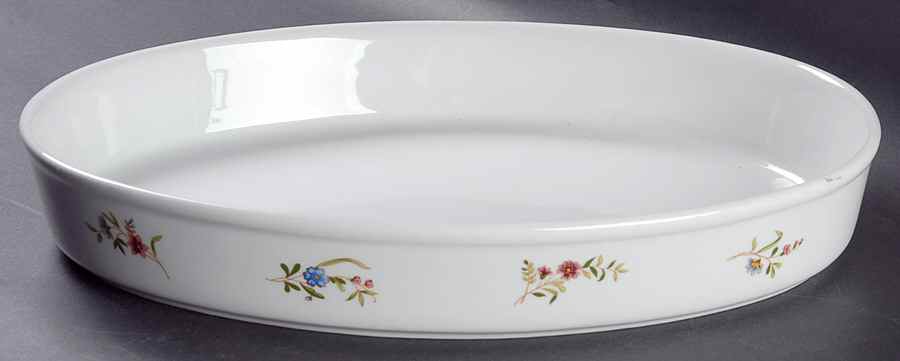 Versailles (Smooth) 15" Oval Baker by BIA Cordon Bleu-1