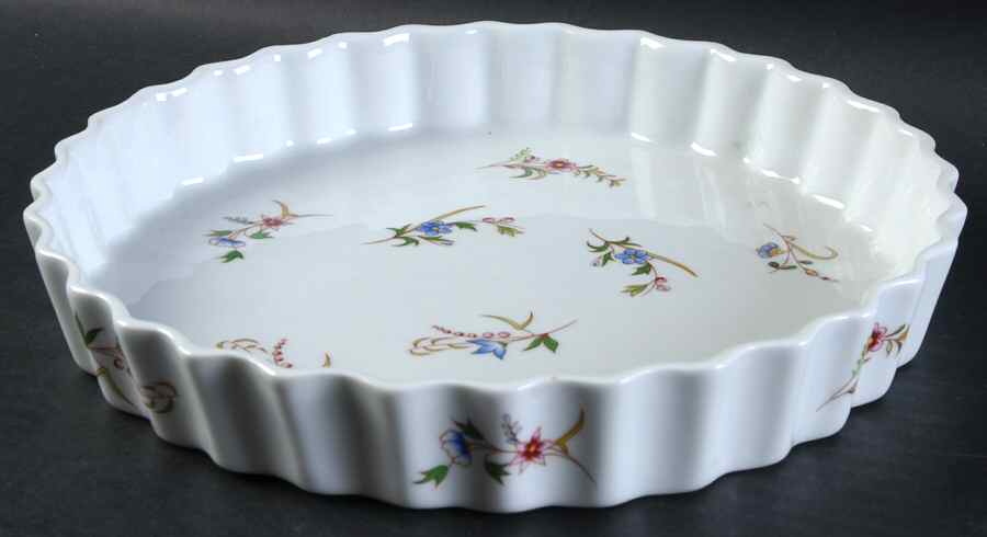 Versailles (Smooth) 10" Quiche by BIA Cordon Bleu-1
