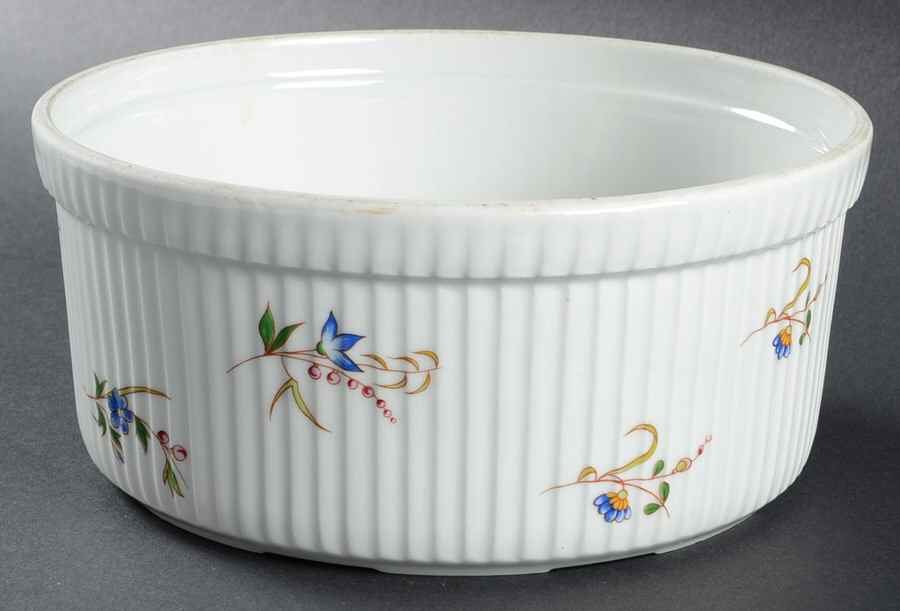 Versailles (Smooth) 7" Souffle by BIA Cordon Bleu-1