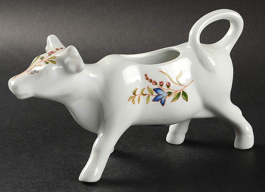 Versailles (Smooth) Cow Creamer by BIA Cordon Bleu-1