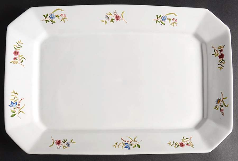 Versailles (Smooth) 15" Oval Serving Platter by BIA Cordon Bleu-1