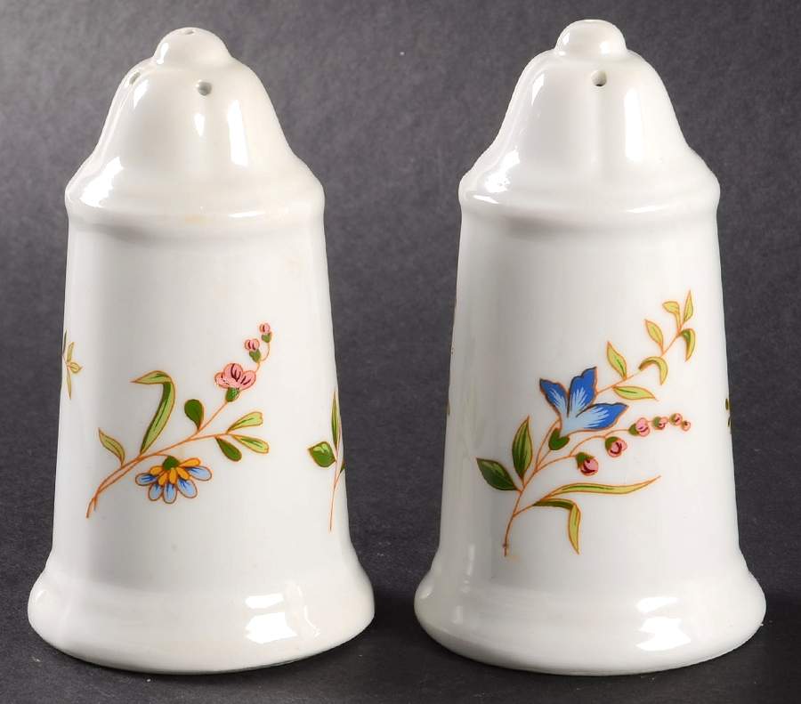 Versailles (Smooth) Salt & Pepper Set by BIA Cordon Bleu-1