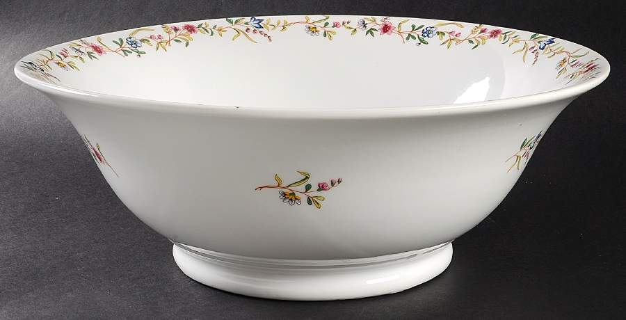 Versailles (Smooth) Footed Bowl by BIA Cordon Bleu-1