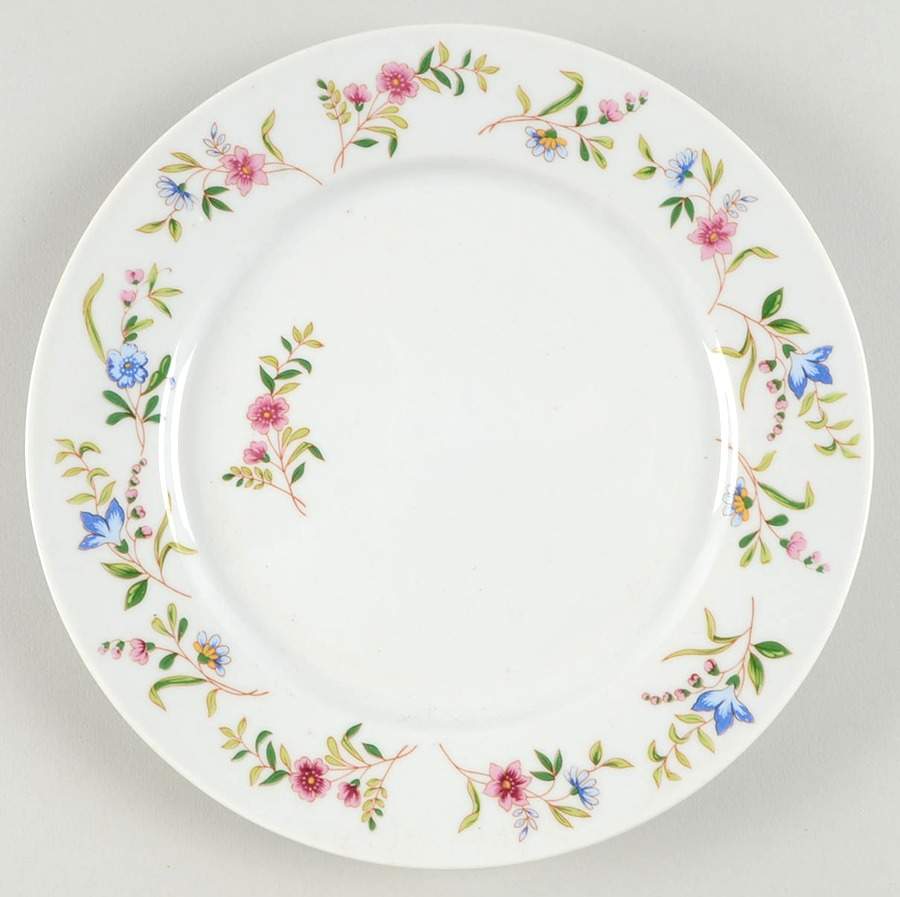Versailles (Smooth) Salad Plate by BIA Cordon Bleu-1