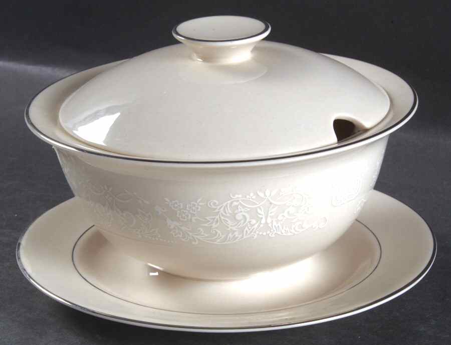 Lyric Gravy Boat w/Attached Underplate & Lid by Carillon-1