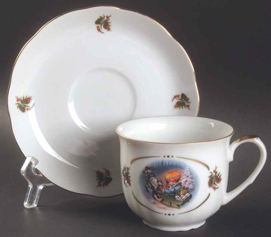 Old Fashioned Christmas Flat Cup & Saucer Set by Christineholm-1