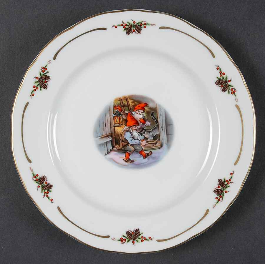 Old Fashioned Christmas Bread & Butter Plate by Christineholm-1