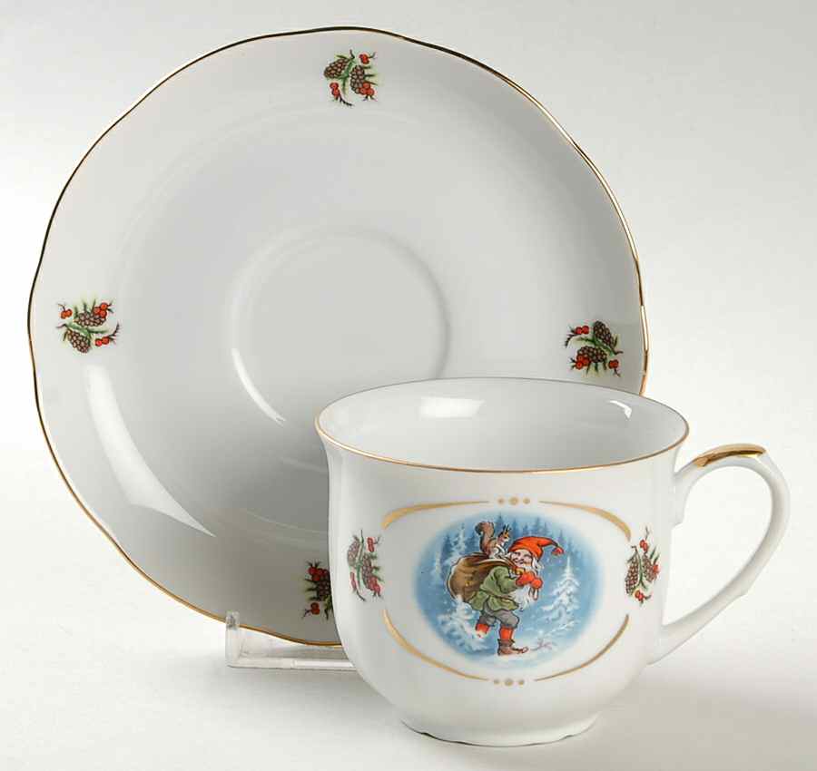 Old Fashioned Christmas Flat Cup & Saucer Set by Christineholm-1