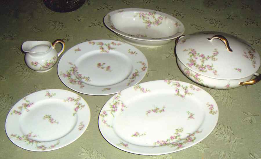 CHF536 Creamer by Charles Field Haviland-1