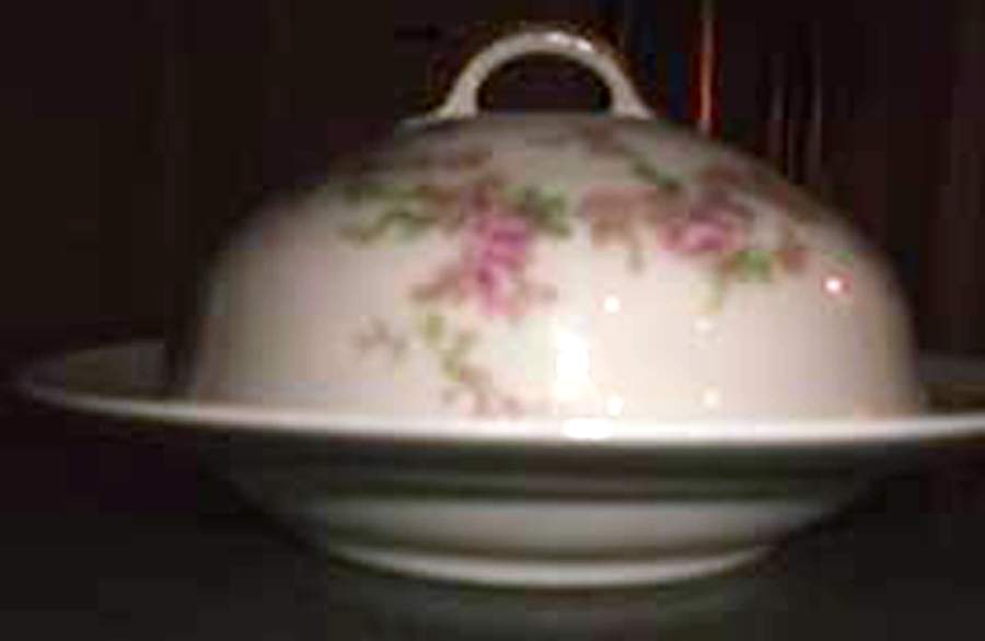 CHF536 Round Covered Butter by Charles Field Haviland-1