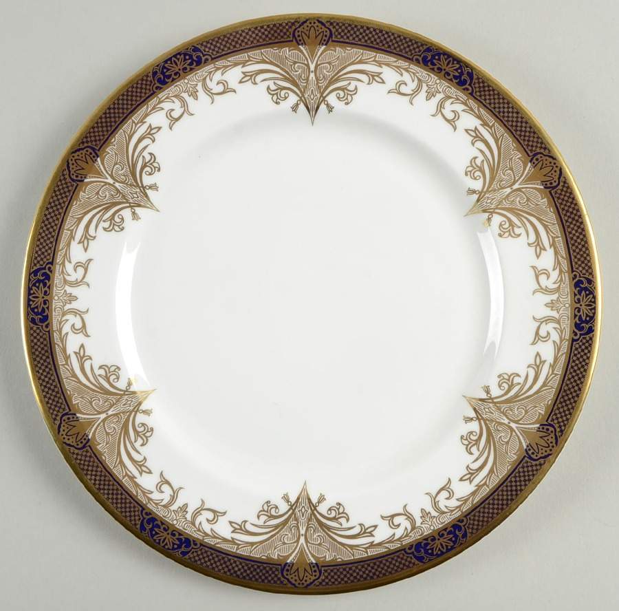 Caernarvon Salad Plate by Caverswall-1