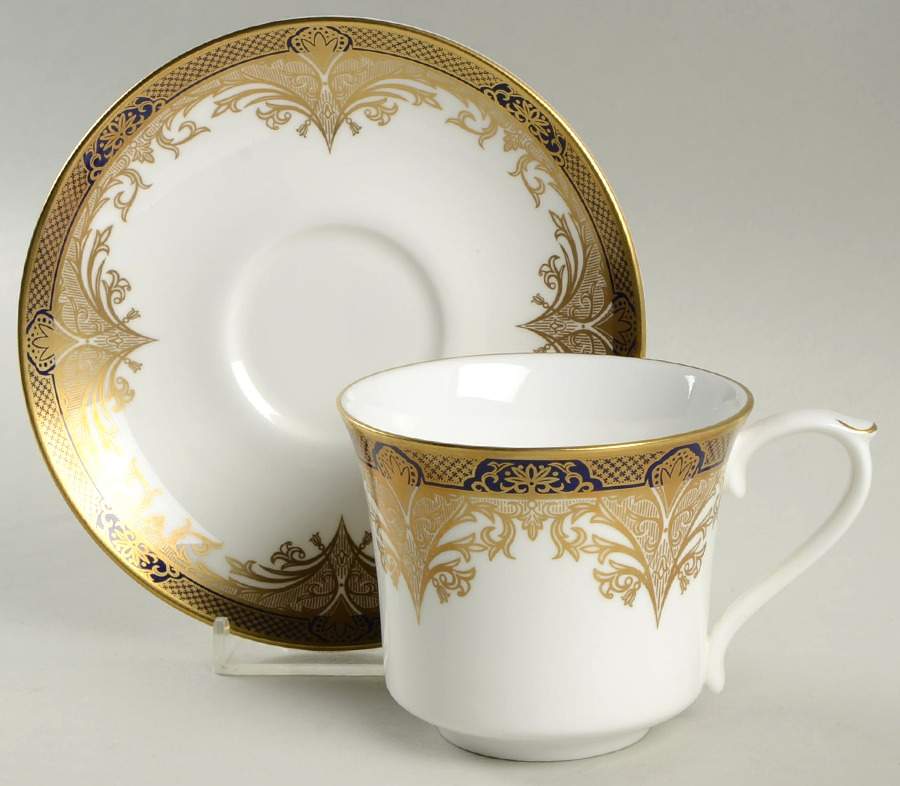Caernarvon Flat Cup & Saucer Set by Caverswall-1