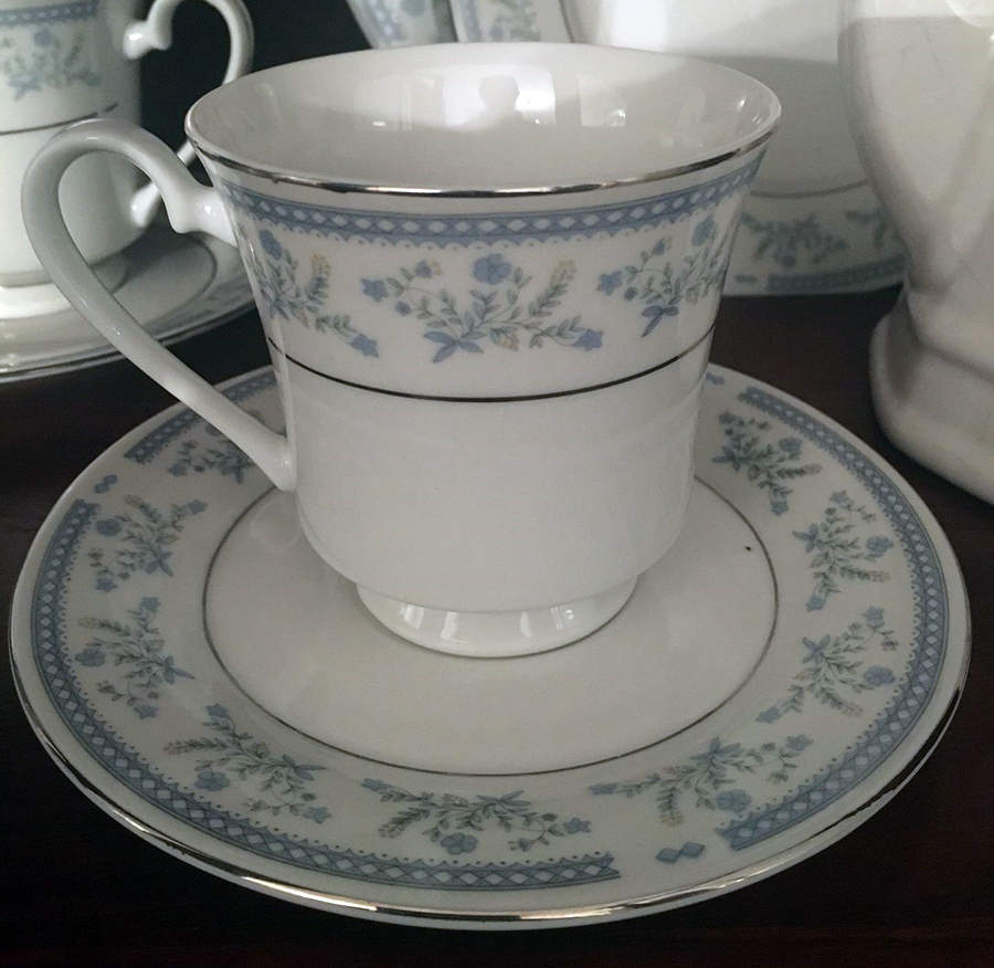 CX792 Footed Cup & Saucer Set by China (Made in China)-1