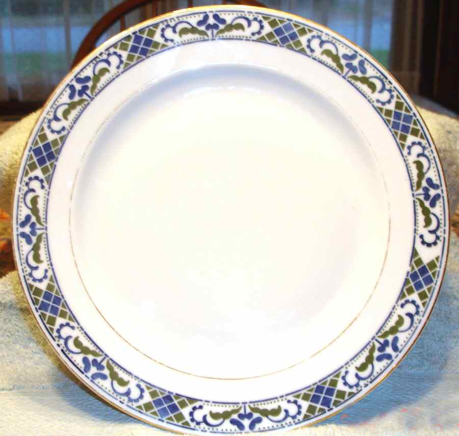 U7518 Dinner Plate by Carl Tielsch-1