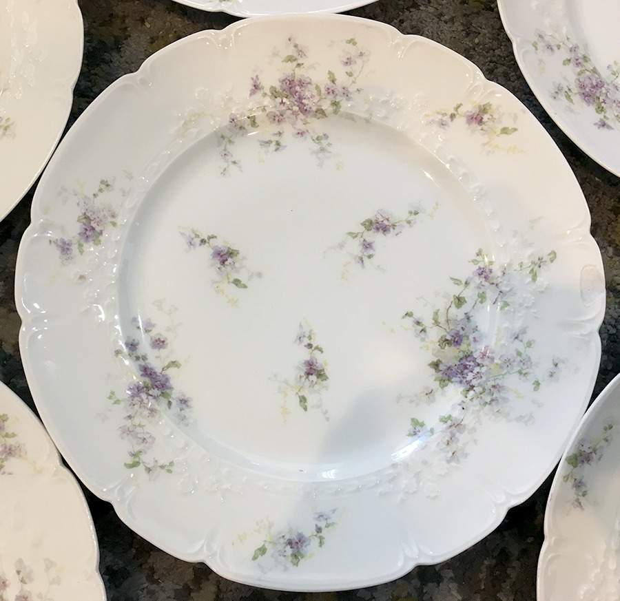 Schleiger 384b Dinner Plate by Charles Field Haviland-1