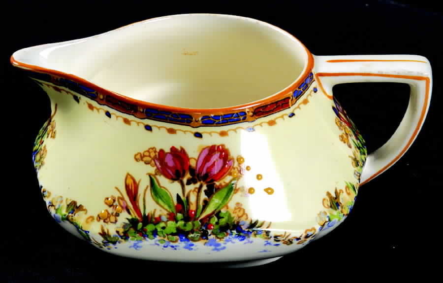 Tulip Creamer by Crown Ducal-1