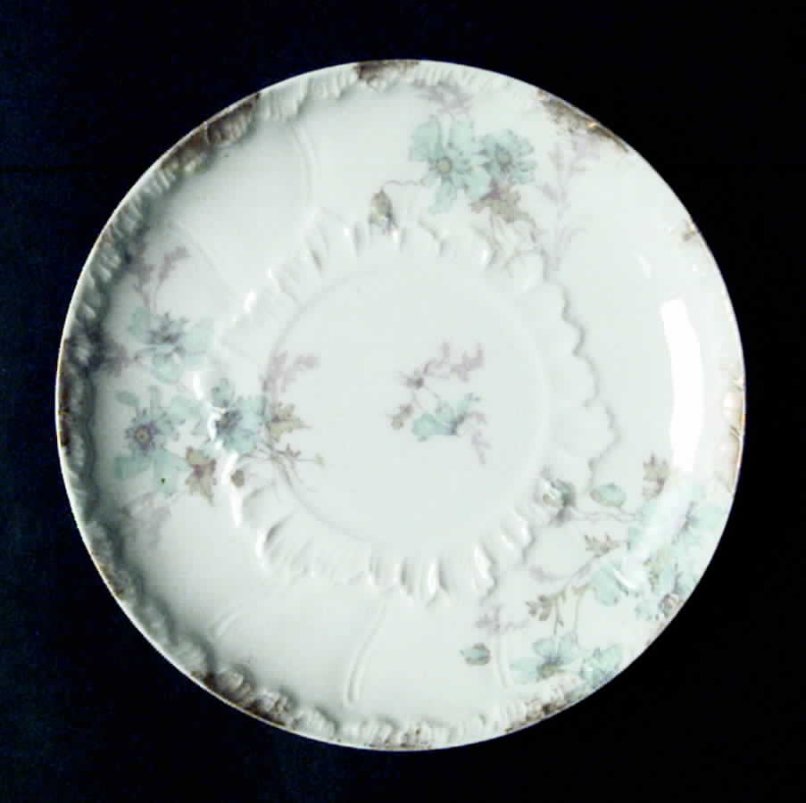 Head 71 Saucer by Charles Field Haviland-1