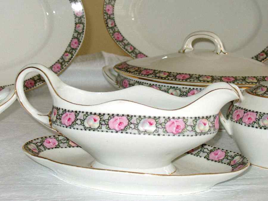 CTI49 Gravy Boat with Attached Underplate by Carl Tielsch-1