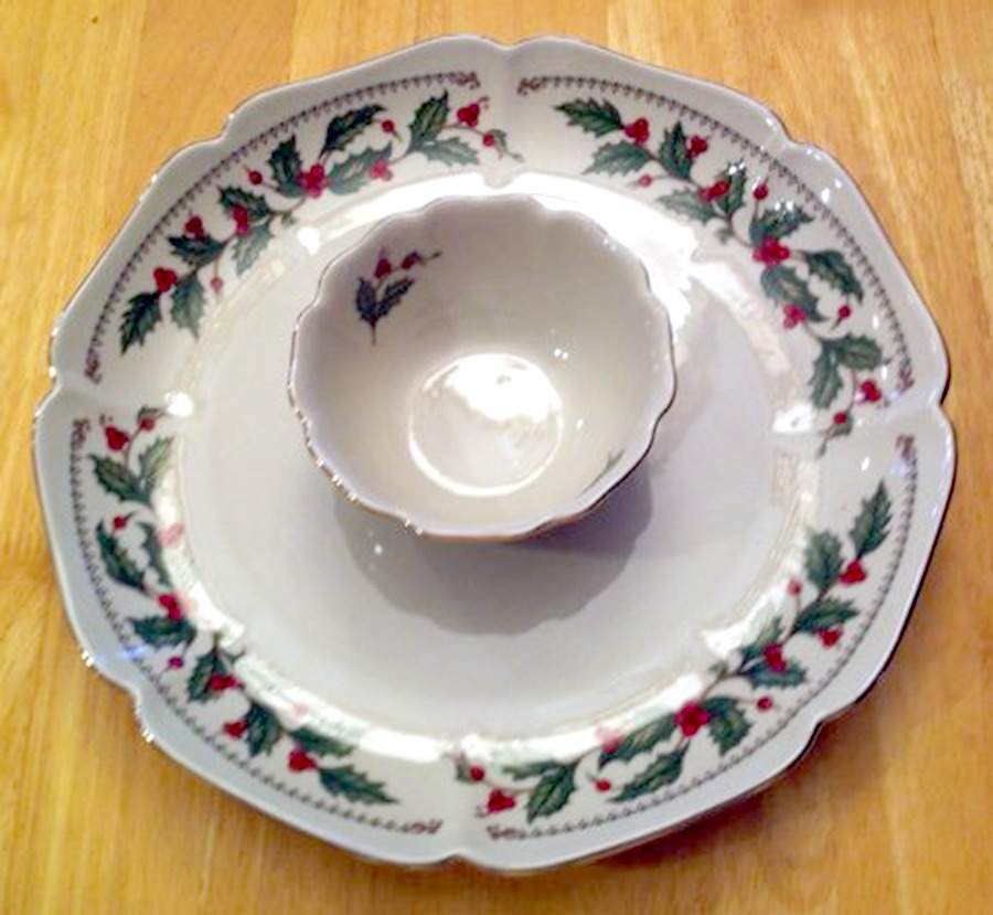 Ivory Holly (Japan) Chip Bowl/Plate for Chip & Dip Set by The Cellar (China)-1