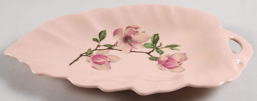 Southern Bell Pink Leaf Shaped Dish by Crooksville-1