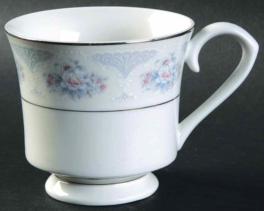 CCL3 Footed Cup by China Classic-1