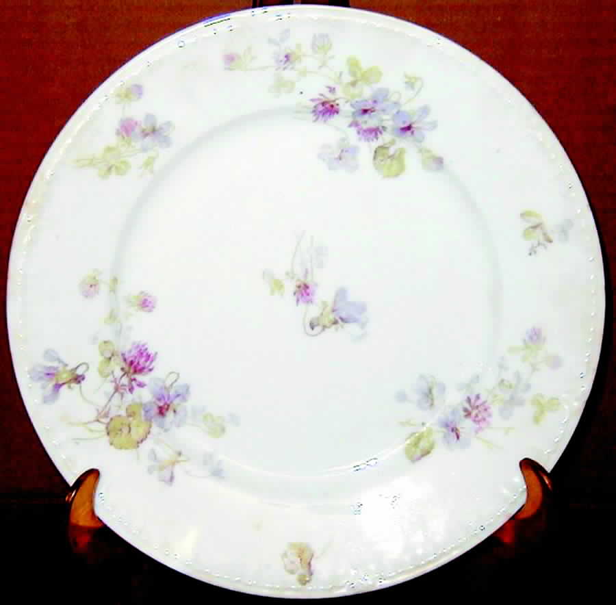 CHF583 Dinner Plate by Charles Field Haviland-1