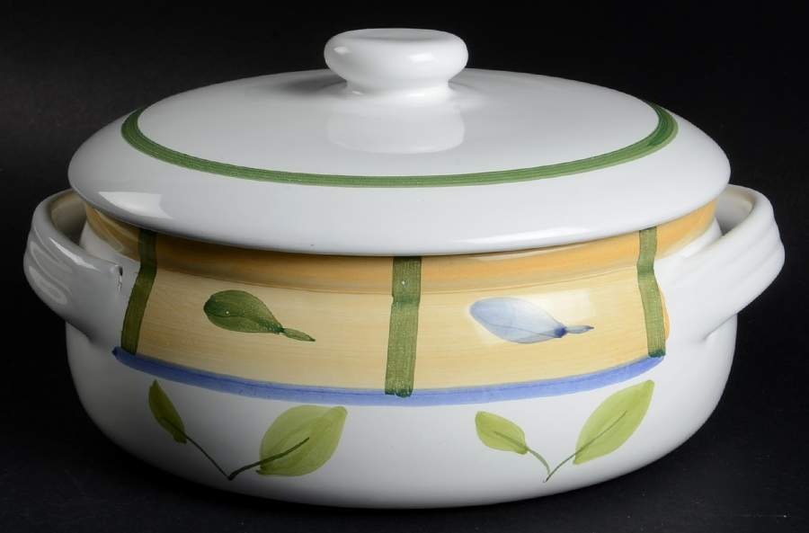 Zafferano 1.5 Qt Round Covered Casserole by Caleca-1