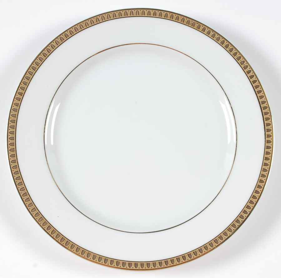 Malmaison (Gold) Salad/Dessert Plate by Christofle-1