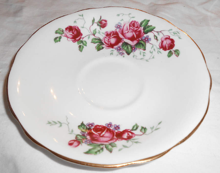 CN6 Saucer by Clarence (England)-1