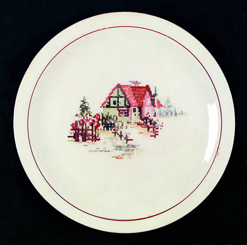 CRO172 Dinner Plate by Crooksville-1