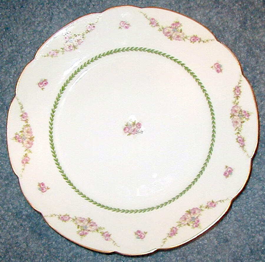 CHF586 Dinner Plate by Charles Field Haviland-1