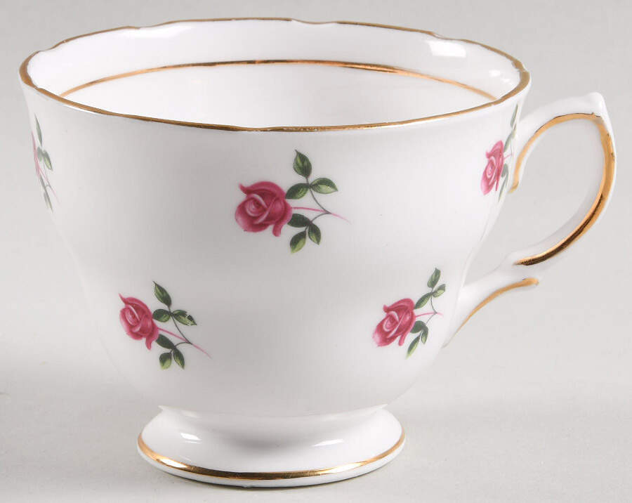 7433 Footed Cup by Colclough-1