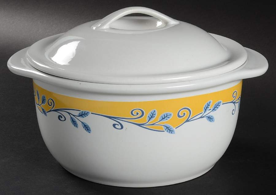 Casa Flora (Corelle) 1.5 Qt Round Covered Casserole by Corning Corelle-1