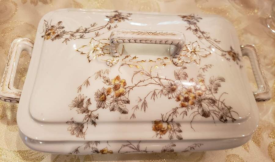 Schleiger 1301c Rectangular Covered Vegetable by Charles Field Haviland-1