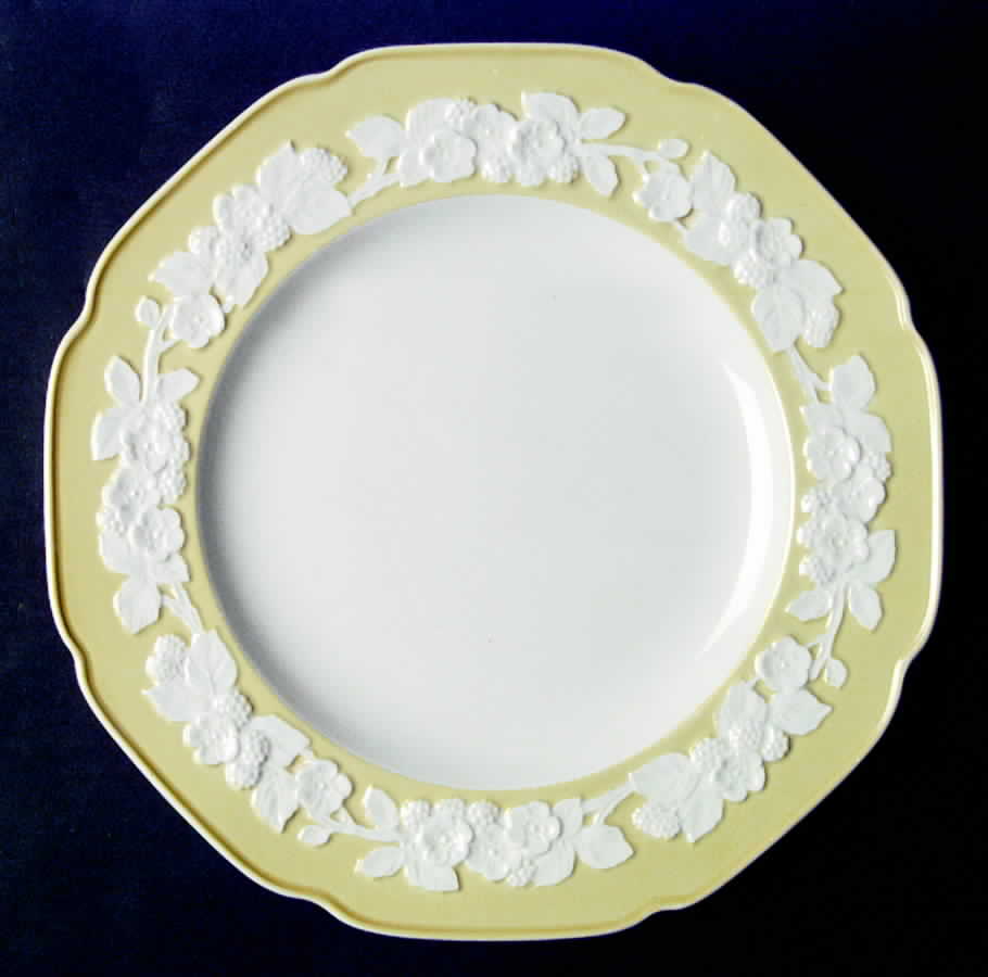 CRD128 Dinner Plate by Crown Ducal-1