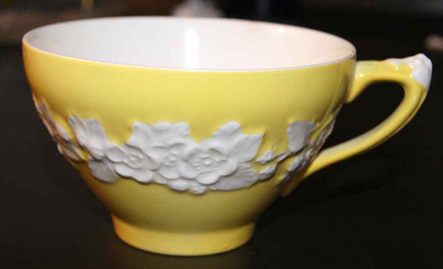 CRD128 Flat Cup by Crown Ducal-1