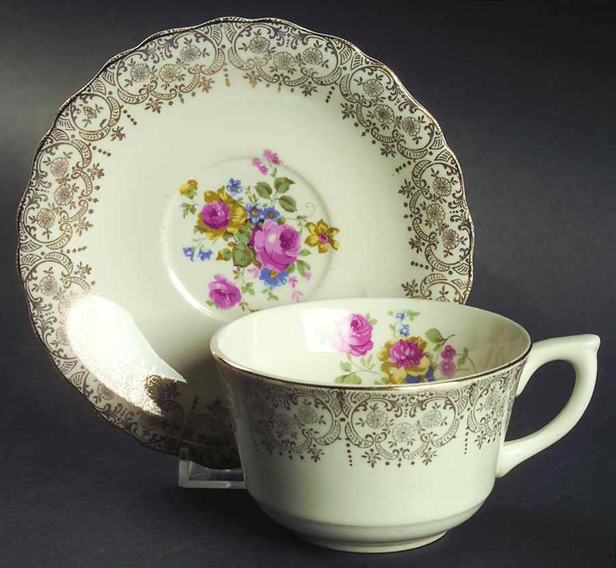CAN116 Flat Cup & Saucer Set by Canonsburg-1