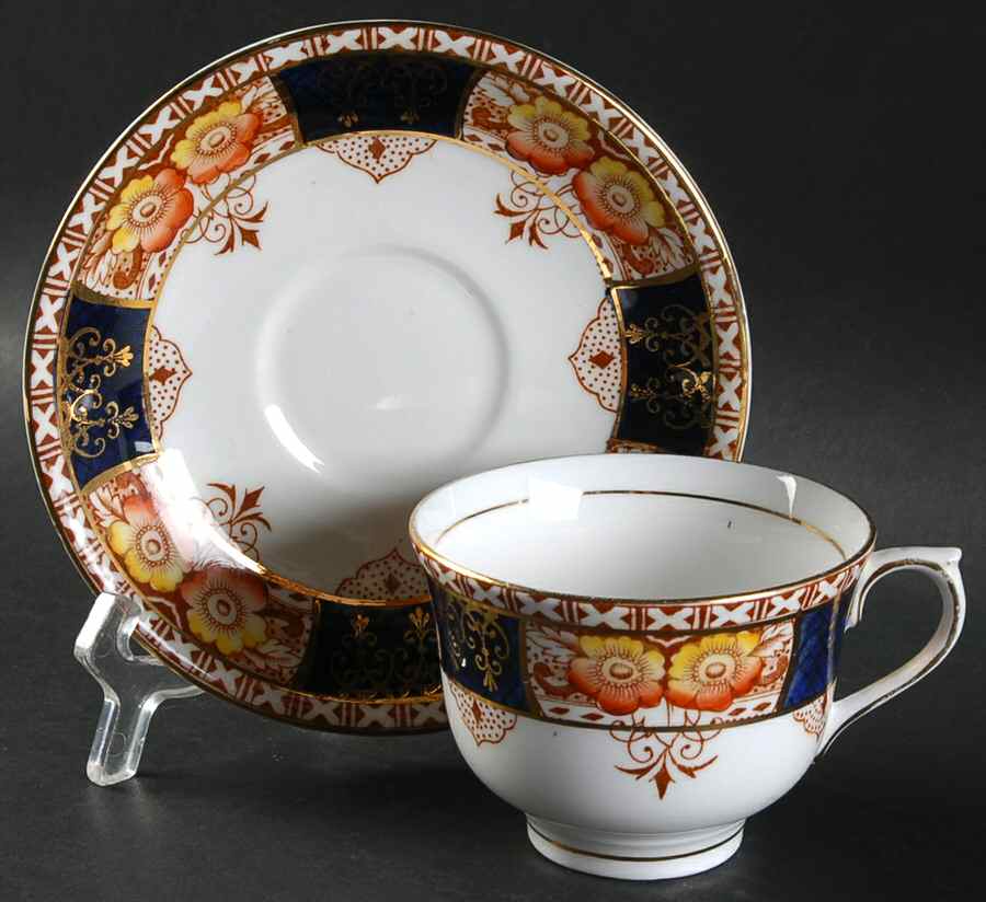 6613 Footed Cup & Saucer Set by Colclough-1