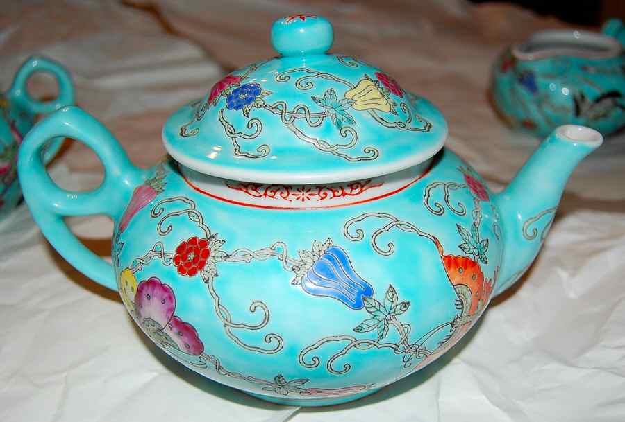 CX59 Teapot & Lid by China (Made in China)-1